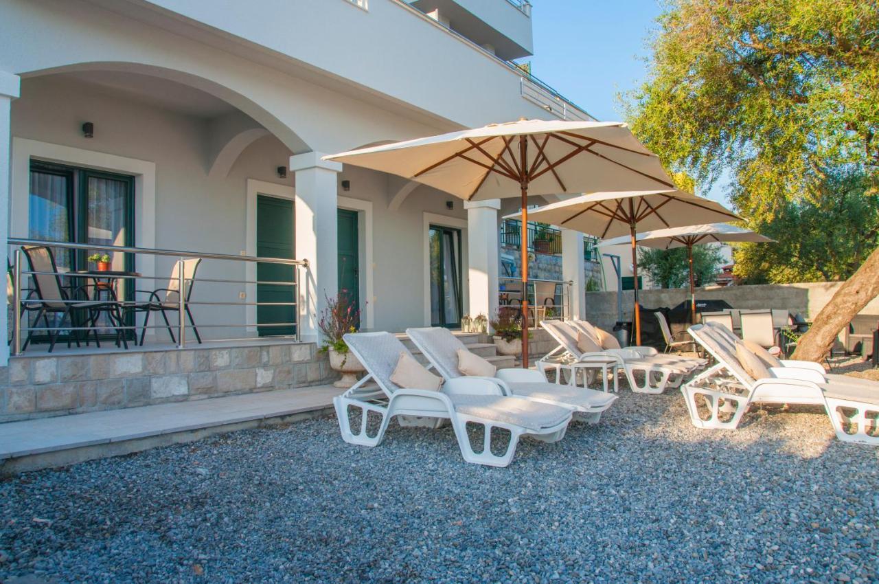 Beach Apartments Tivat Exterior foto