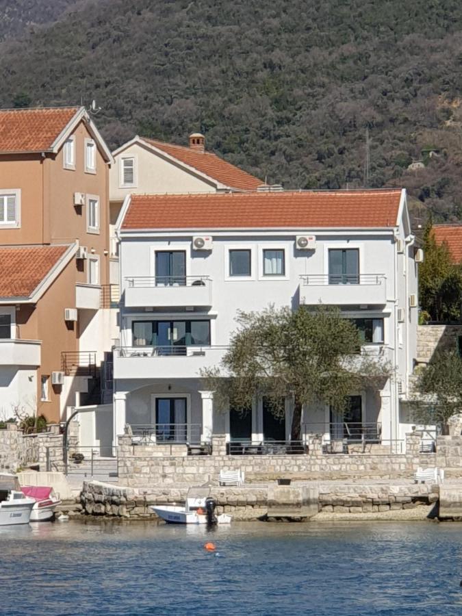 Beach Apartments Tivat Exterior foto